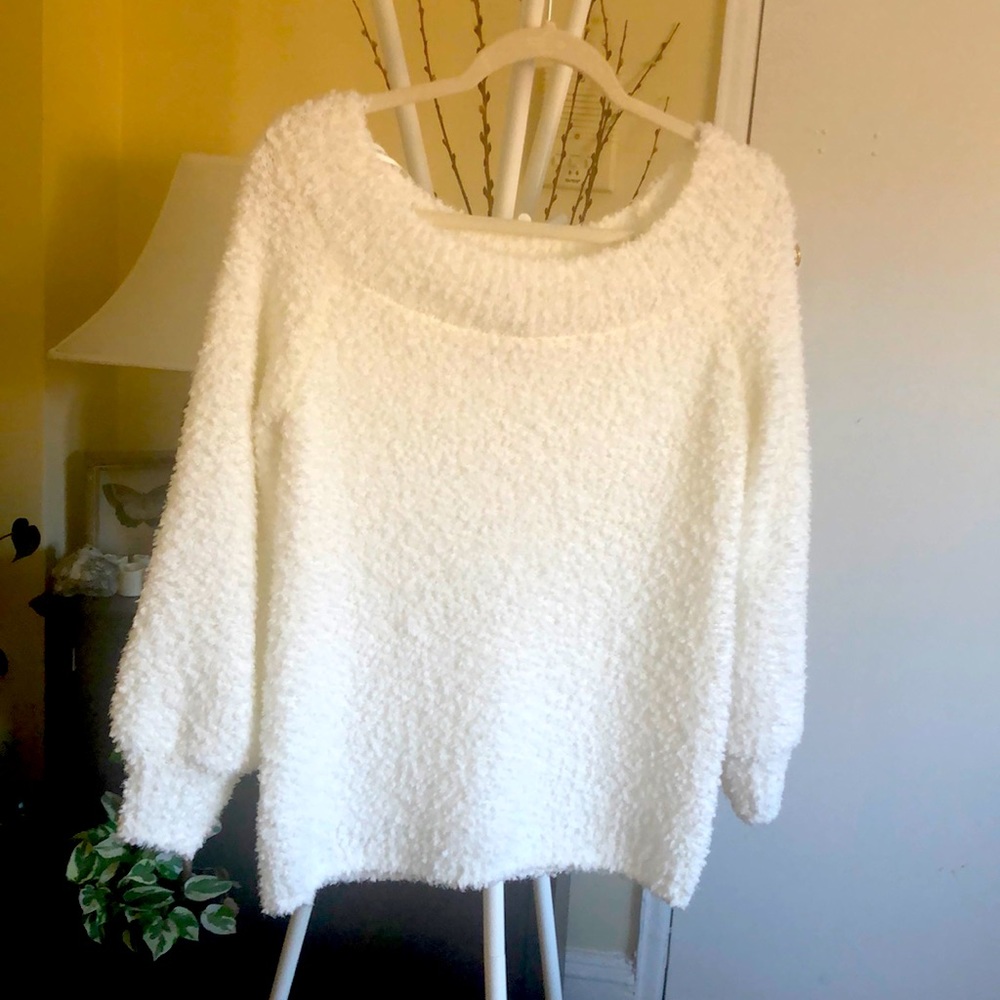 NWT Windsor Fluffy Plush White Sweater For Women-Warm and Magical Look I M - Picture 3 of 15